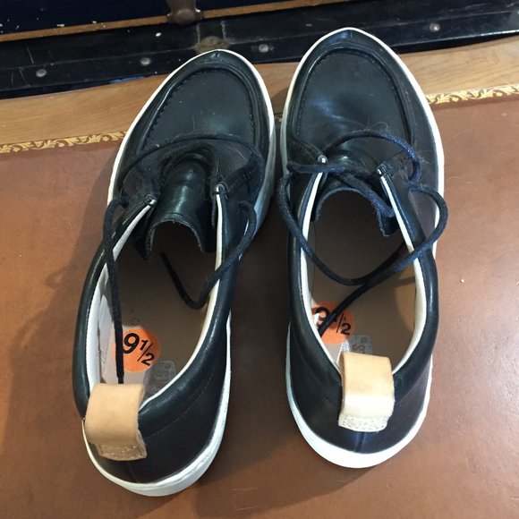 CLARKS LEATHER LOAFER SHOES SIZE 9.5 - Picture 4 of 7